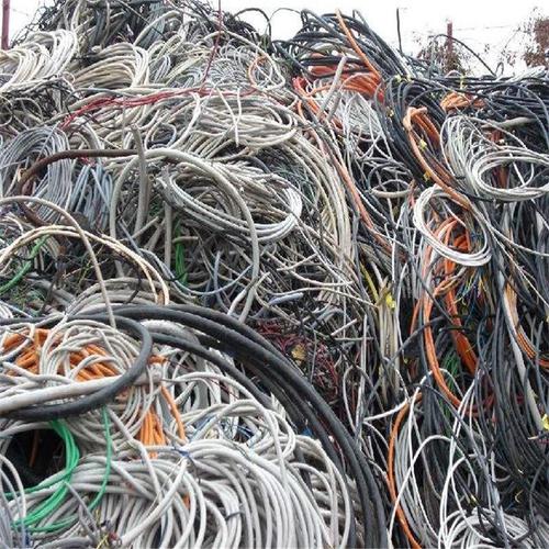 陕西新西城废旧物资回收 产品展厅 >高价废旧光伏电缆回收